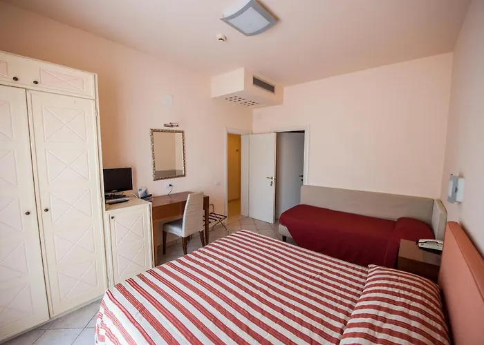 호텔 Alba 마리나디라벤나